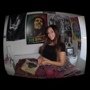 Meet your Posher, Flavia