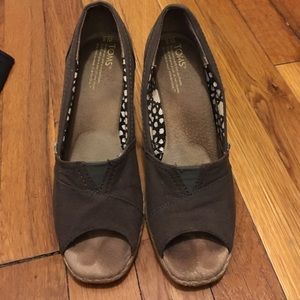 Toms wedges