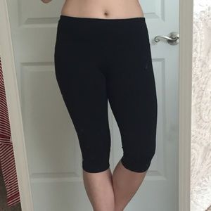 Gap leggings with back zip pocket