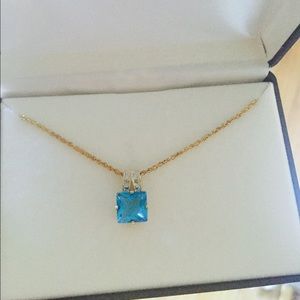 Rhodium plated necklace