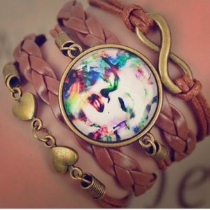 Marilyn Monroe infinity bracelet