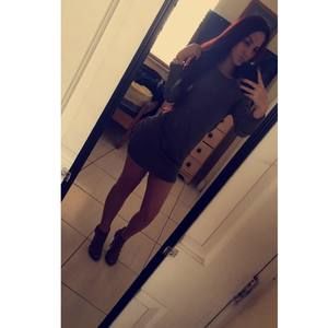 Meet your Posher, Daniela