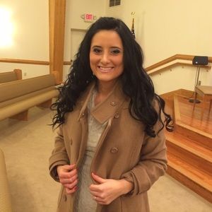 Meet your Posher, Stefanie