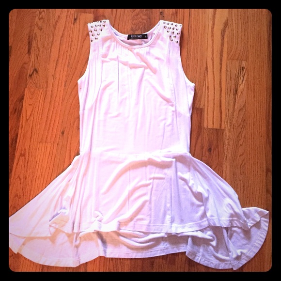 ROMWE jersey peplum top. Size small