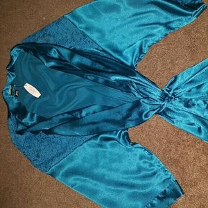 BRAND NEW VS KIMONO