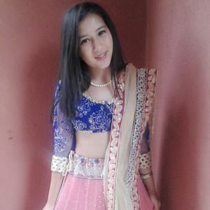 Meet your Posher, Ayusha