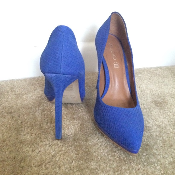 Beautiful heels - Picture 3 of 4