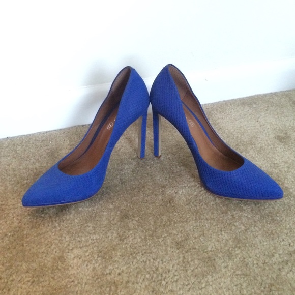 Beautiful heels - Picture 4 of 4