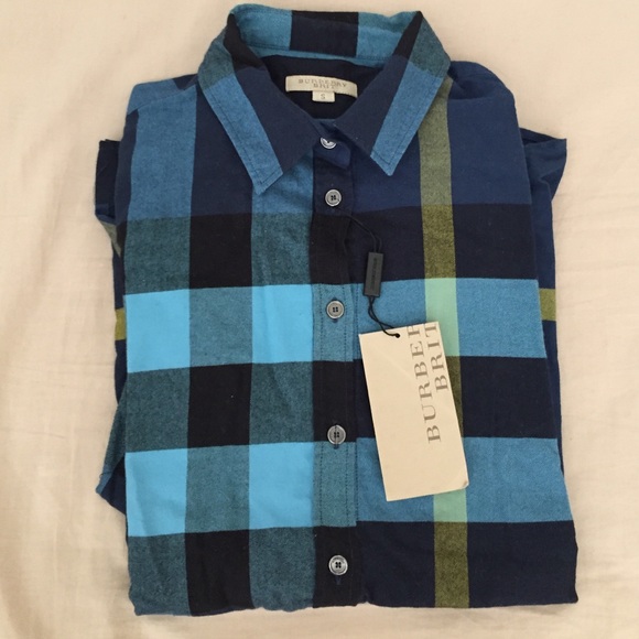 Burberry Bottom Down Shirt