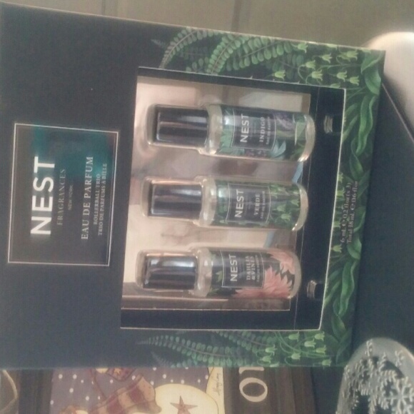 NIB Nest rollerball set
