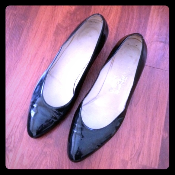 🌟MAKE OFFER!🌟Vintage Patent Leather Heels