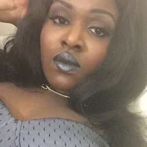 Meet your posher!!🎉🎀🎁