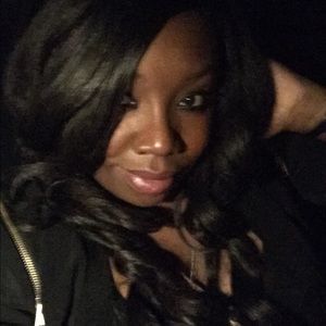 Meet your Posher, Stephanie