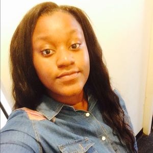 Meet your Posher, Talia