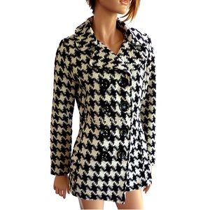 Black ecru bold houndstooth tweedy jacket peacoat