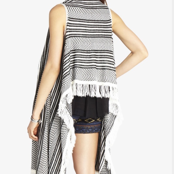 BCBGeneration Fringe Trim Vest - Picture 1 of 4