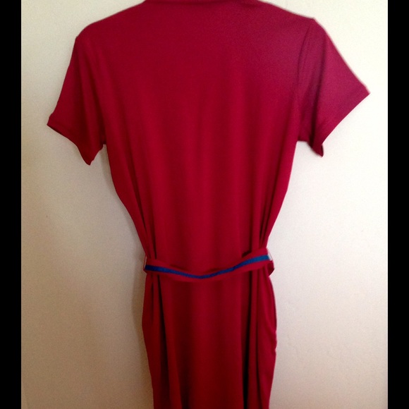 Classic belted dress for golfers, raspberry color - Picture 2 of 3
