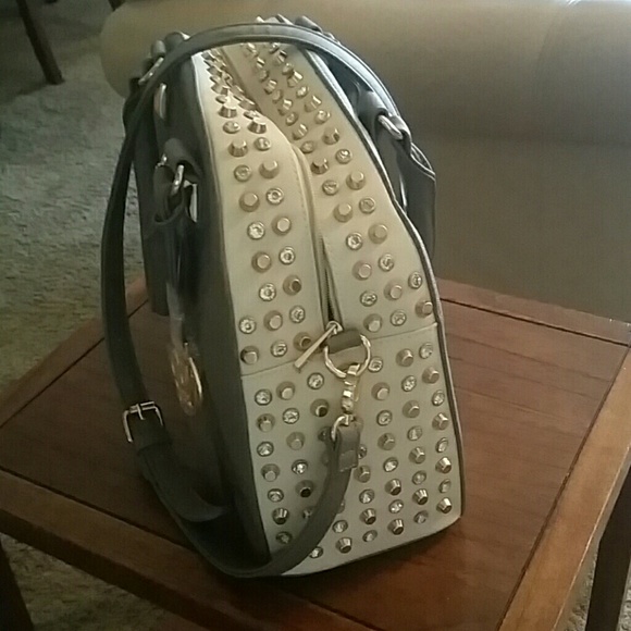 NX purse - Picture 2 of 3