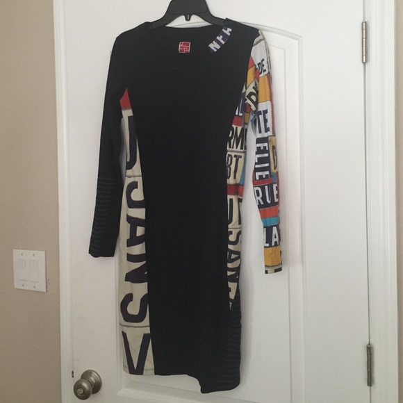 Hot but classy body con dress - Picture 1 of 3