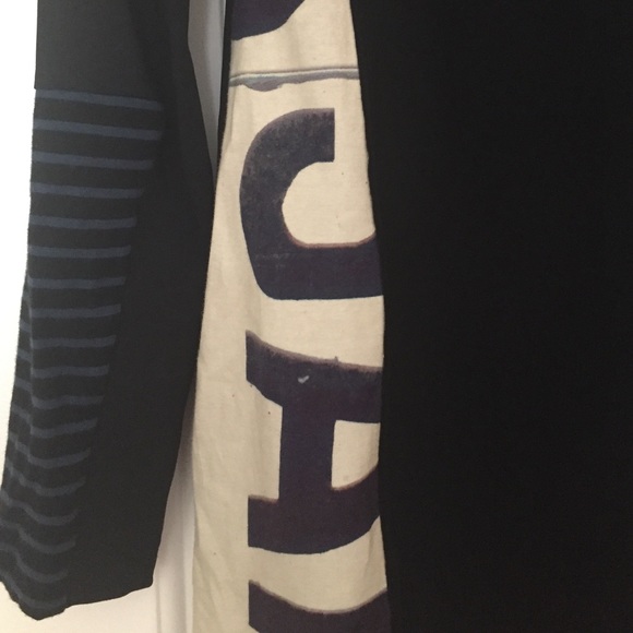 Hot but classy body con dress - Picture 3 of 3