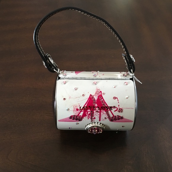 Little Earth Eco fashion