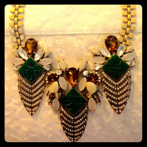 J. Crew safari inspired statement necklace - Picture 1 of 4