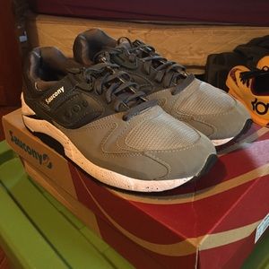 Saucony Grid 9000