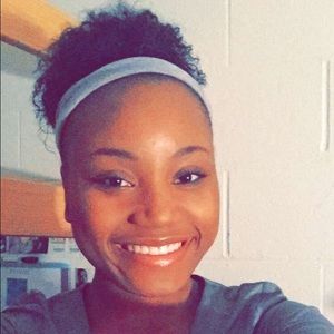 Meet your Posher, Marissa