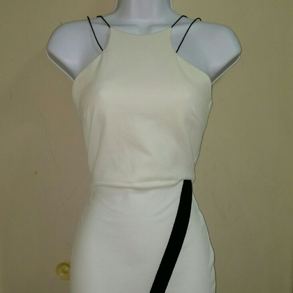 Nwt, White asymmetrical dress with black trim