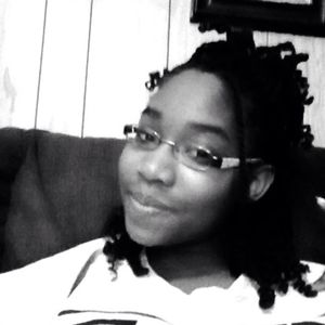 Meet your Posher, Kendra