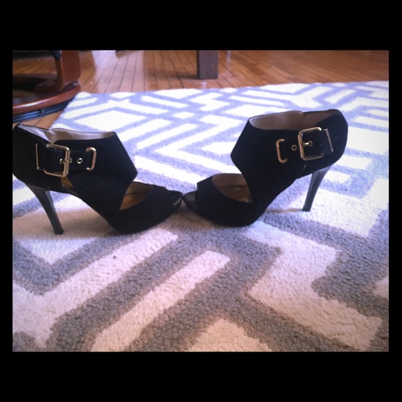 Black suede heels