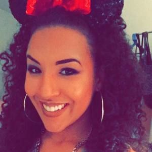 Meet your Posher, Cleo