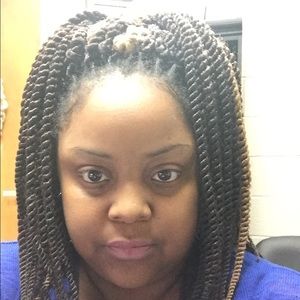 Meet your Posher, Kelli