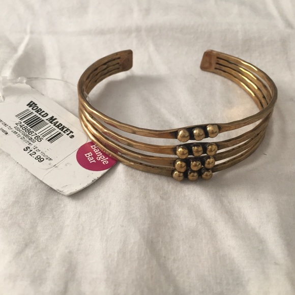 NWT gold bracelet