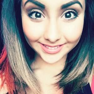Meet your Posher, Eva