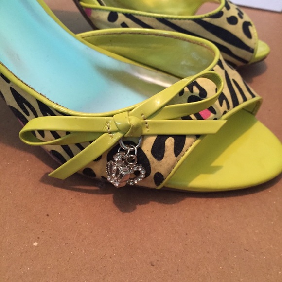 Sarah-Jayne peep toe high heels - Picture 3 of 4