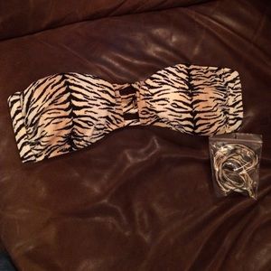 NWOT Strappy Bandeau Bathing Suit Top