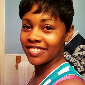 Meet your Posher, Candace