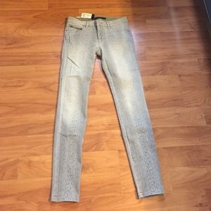 Brand new grey Jean