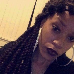 Meet your Posher, Kim