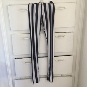 Stripped leggings