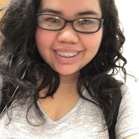 Meet your Posher, Victoria - Picture 3 of 3