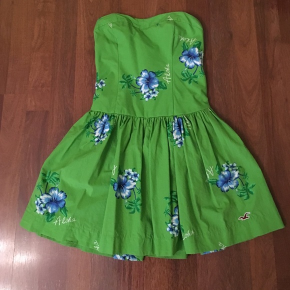 hollister green dress HOLLISTER Dress in Light Green