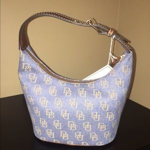 NEW DOONEY & BOURKE BUCKET BAG