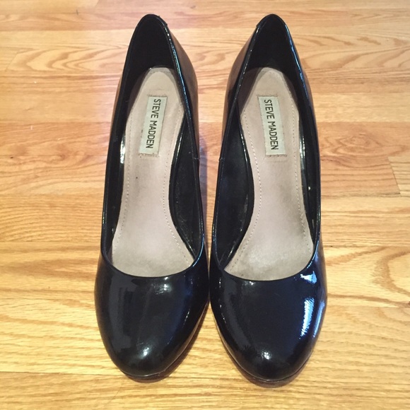 Steve Madden Shoes - Steve Madden Black Patent Leather Heels