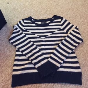 American Eagle Outfitters sweater