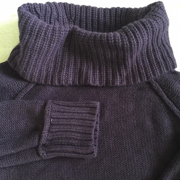 Any Taylor LOFT chunky knit turtleneck - Picture 2 of 4