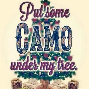 Meet your Posher, Cassandra