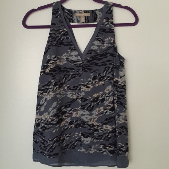 Banana Republic V-neck Blue Blouse - XS