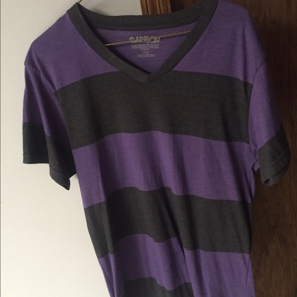 V neck t shirt